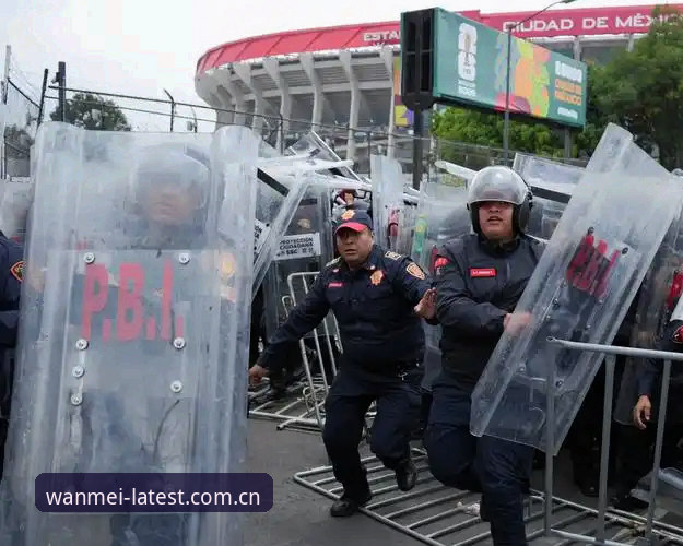 完美体育2025新版评测 世界杯安保警力缩减最新动态:英方仅派三名警务人员赴美引关注